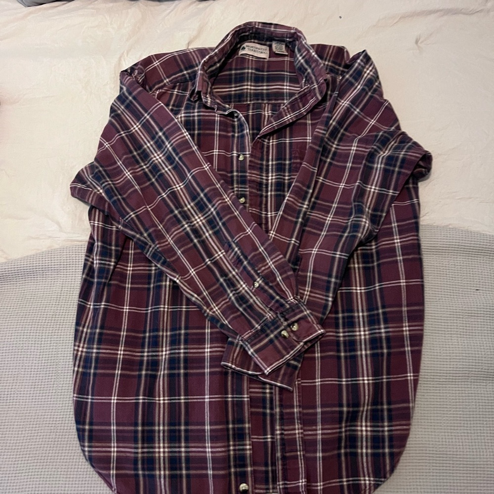 Men’s Flannel Size M